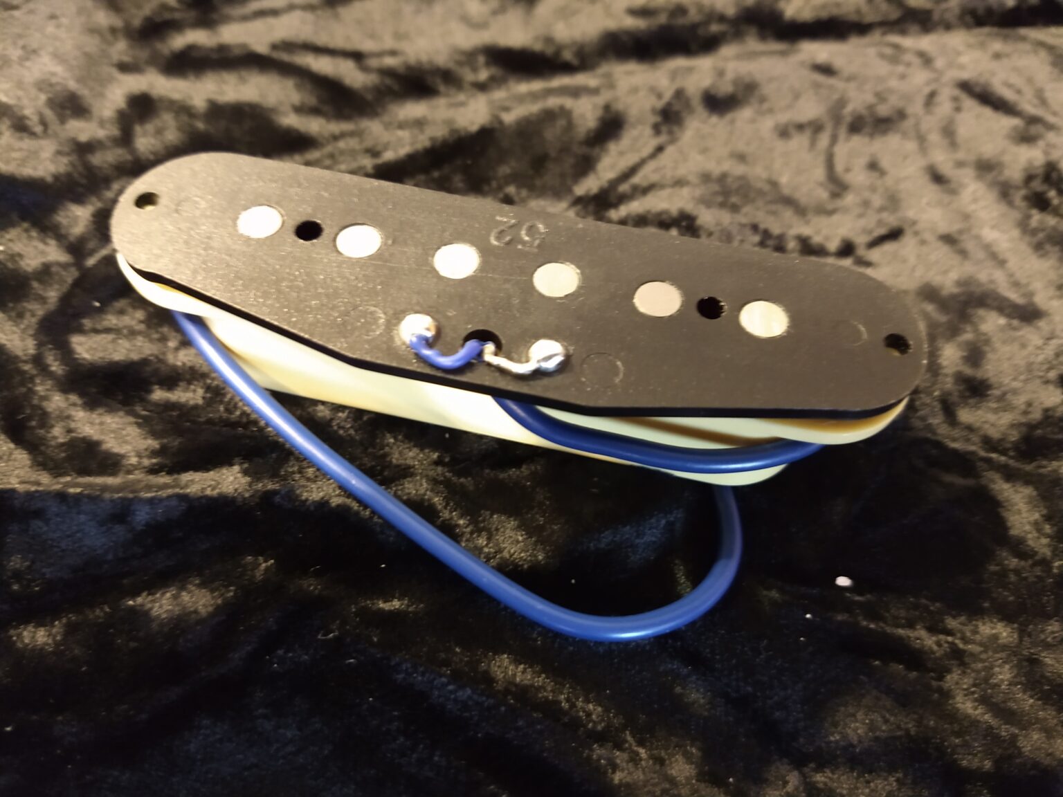 Vintage Strat pickups Platinum By Ironstone